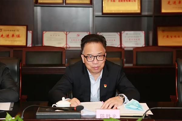 陈胜光赴财务公司督导巡察整改专题民主生活会-图2.jpg